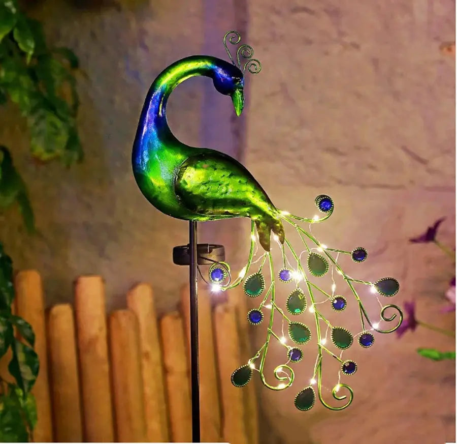 Solar LED-Pfau Gartenlampe - Elegante Metall-Skulptur mit automatischer Beleuchtung Wunderweltdeko